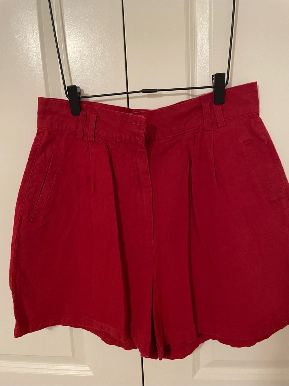 Jennifer Eden Vintage High-Waist Red Pleated Women’s Shorts